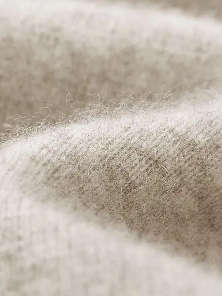 100% Merino Wool V Neck Knitwear Cardigan Sweater