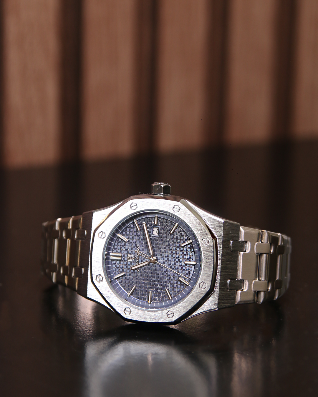 Atlantic Crest Watch