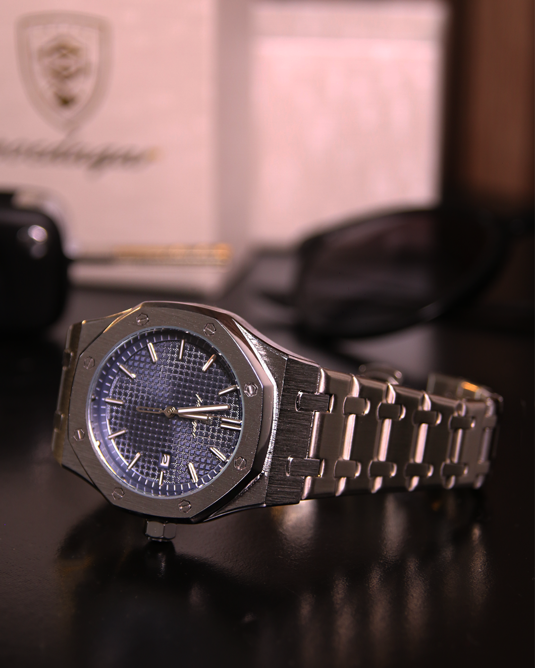 Atlantic Crest Watch