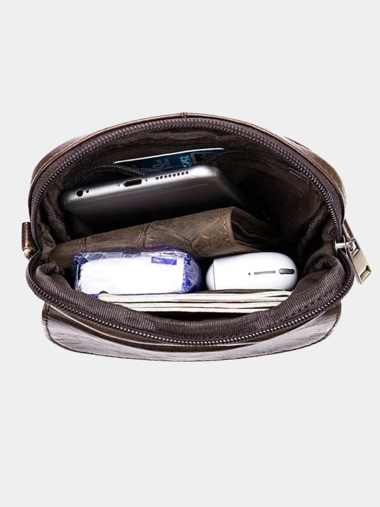 Essential Leather Shoulder Bag