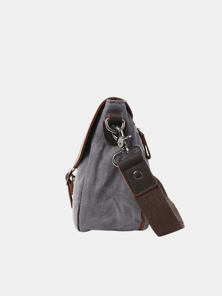 Windsor Messenger Shoulder Bag