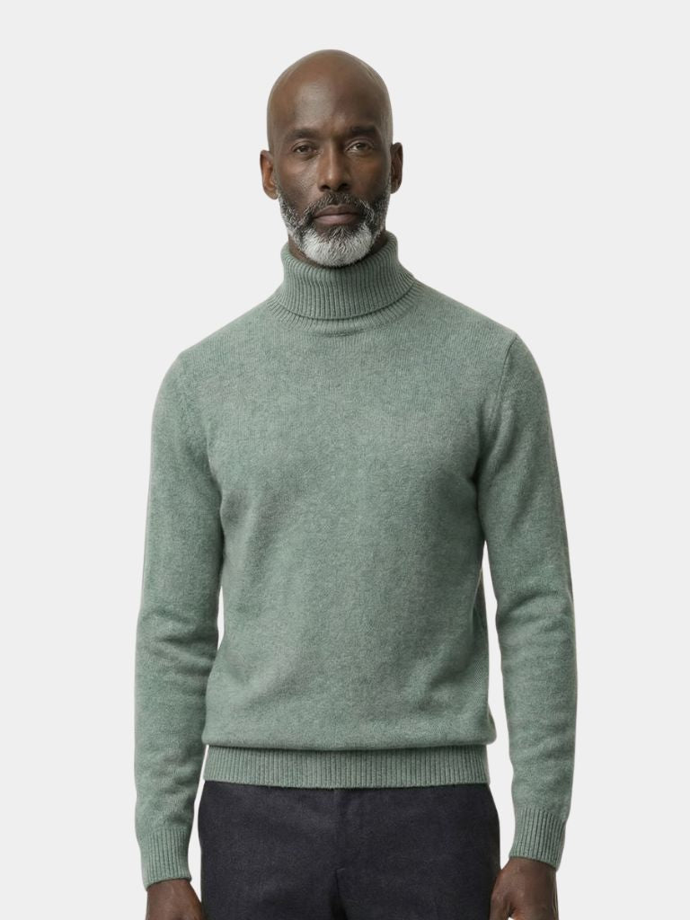 100% Merino Wool Turtleneck Sweater - Cross & Crown