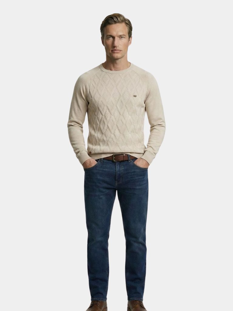 Minimalist Knit Pullover - Cross & Crown