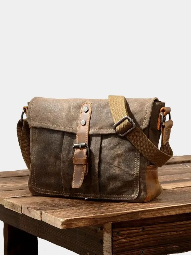 Balmoral Courier Transversal Bag