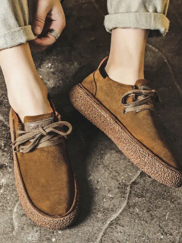 Casual Vintage Skeakers